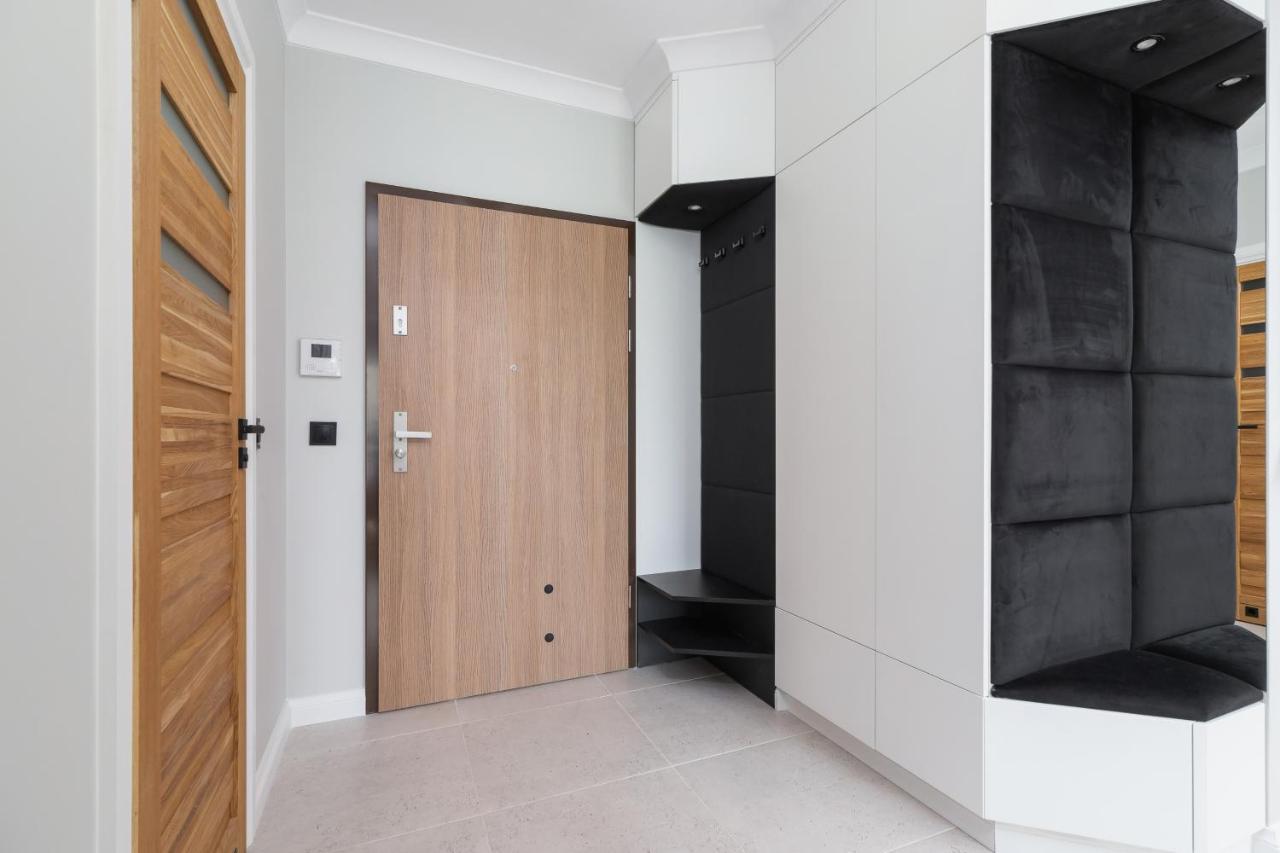 Lema Apartment Near Tauron Arena By Renters Prestige คราคูฟ ภายนอก รูปภาพ