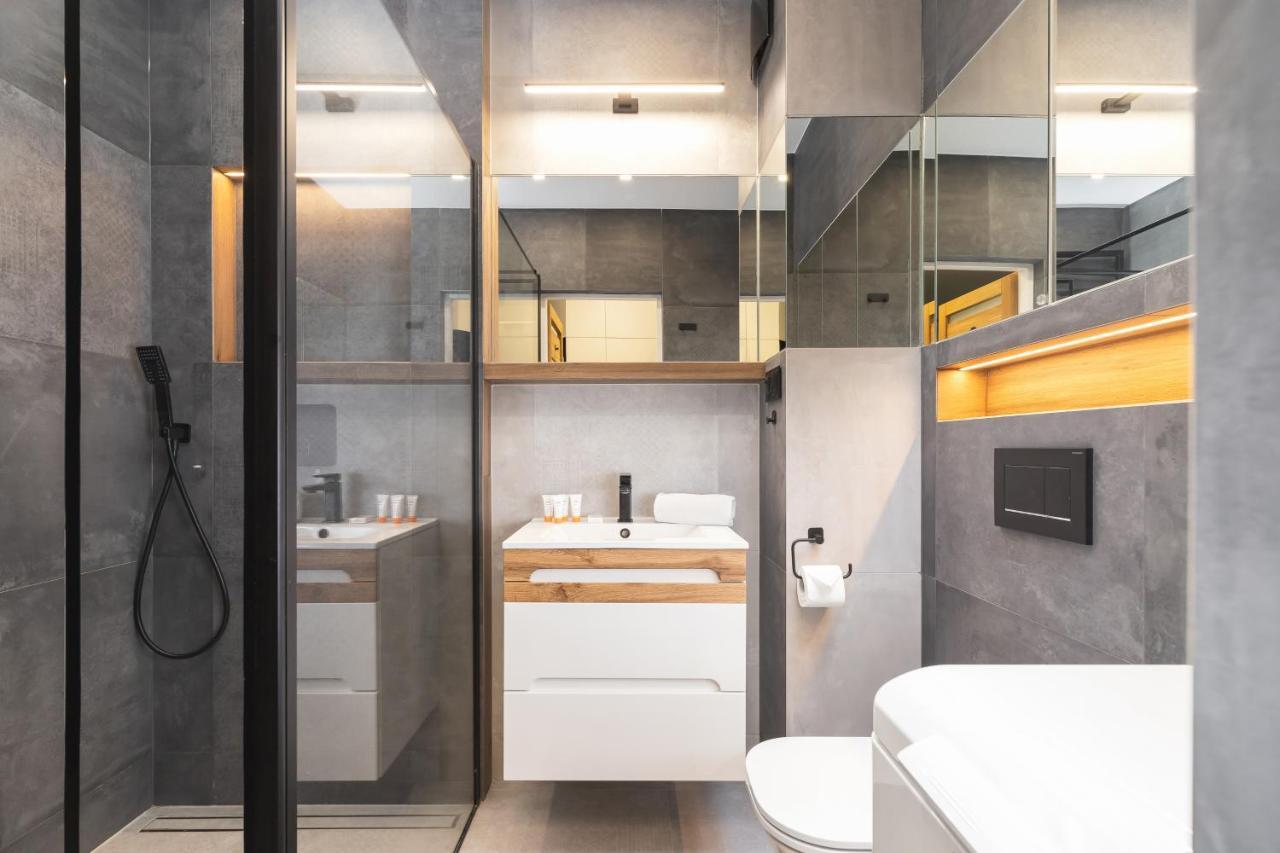 Lema Apartment Near Tauron Arena By Renters Prestige คราคูฟ ภายนอก รูปภาพ